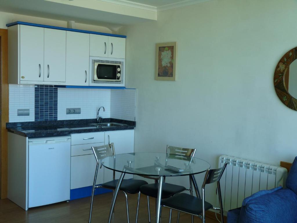 Apartamentos Maradentro ソト・デ・ラ・マリーナ 部屋 写真