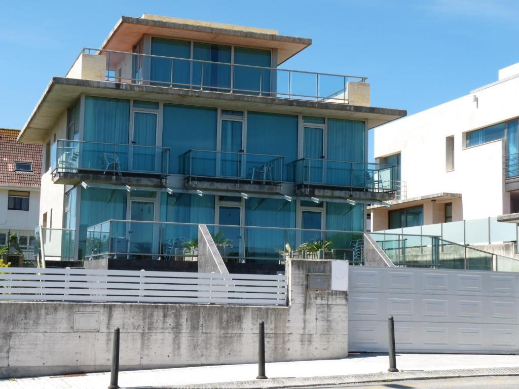 Apartamentos Maradentro ソト・デ・ラ・マリーナ エクステリア 写真