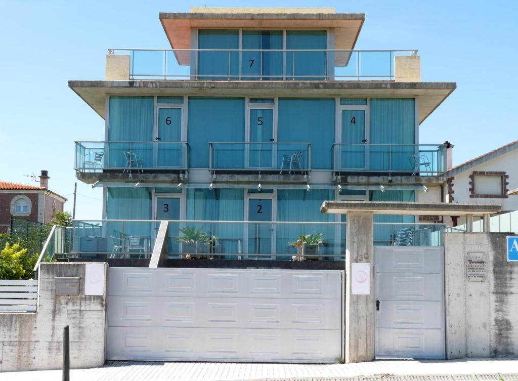 Apartamentos Maradentro ソト・デ・ラ・マリーナ エクステリア 写真