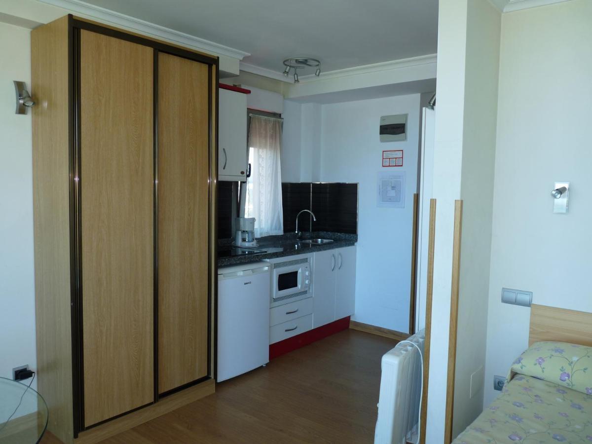 Apartamentos Maradentro ソト・デ・ラ・マリーナ エクステリア 写真